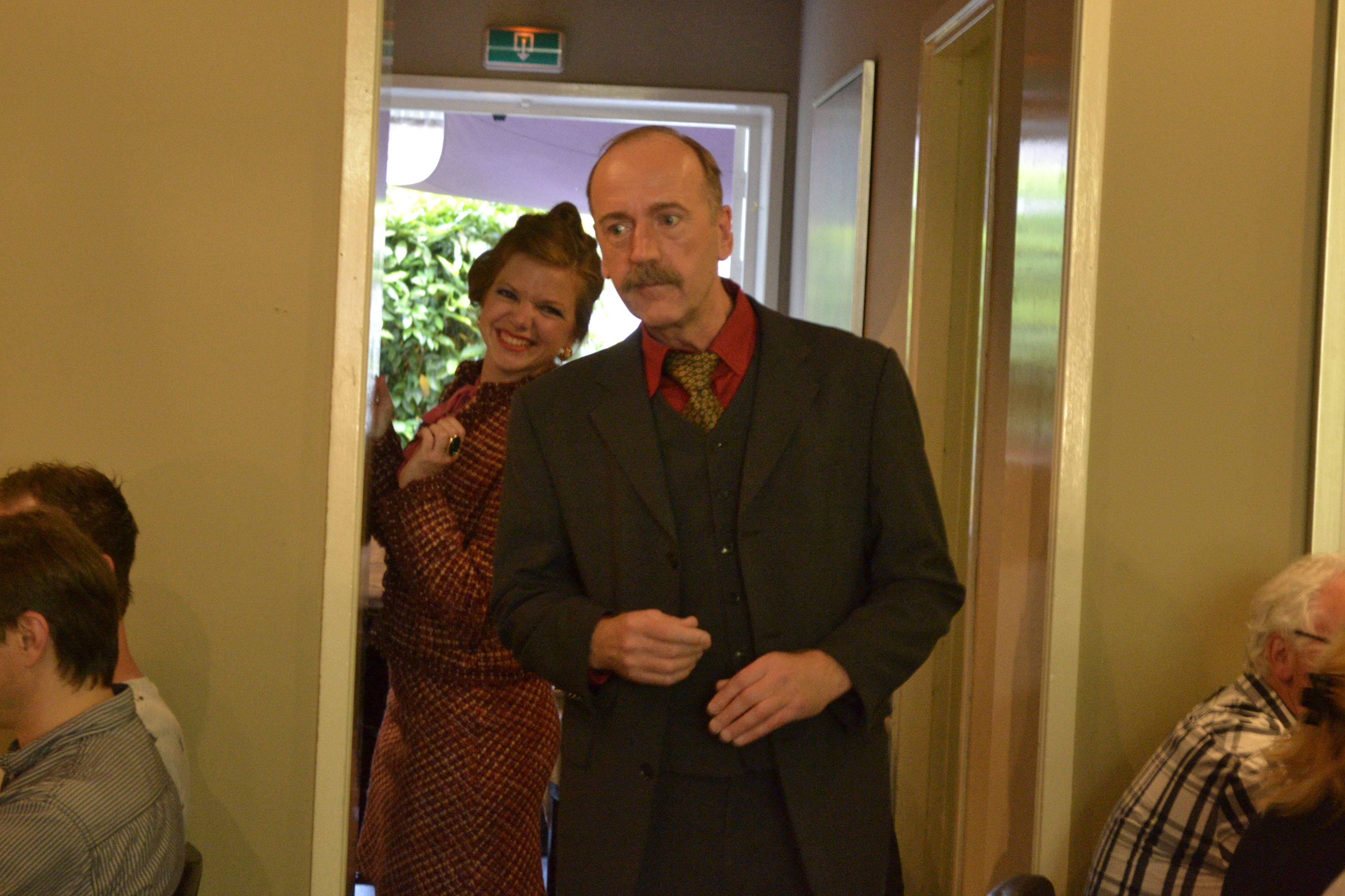 Bij Fawlty Towers aan tafel — beeld 2