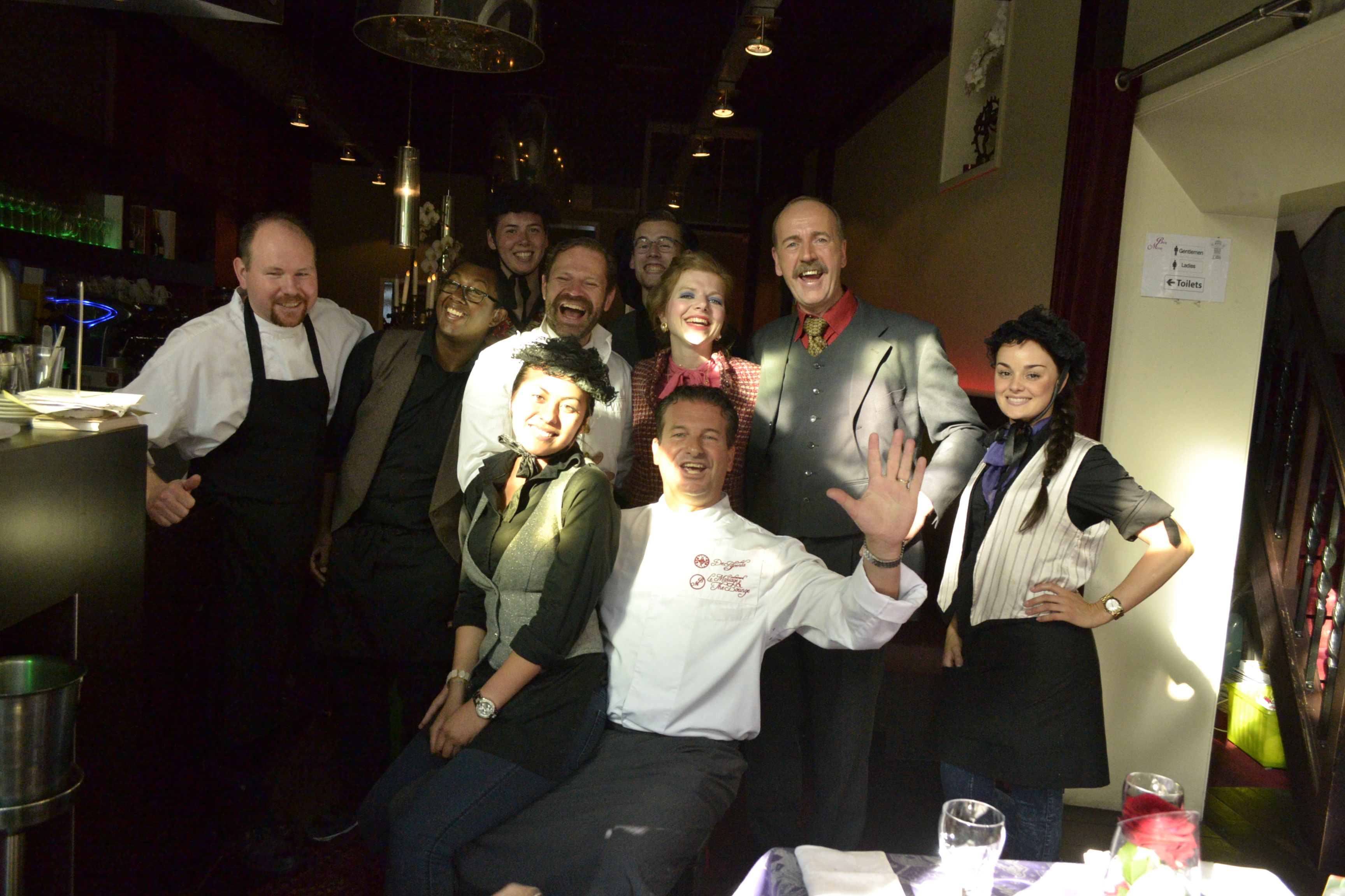 Bij Fawlty Towers aan tafel — beeld 3